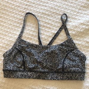 Lulu sports bra